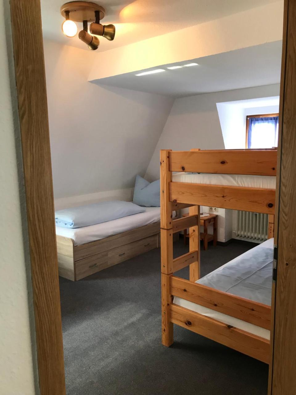 Hotel Guntia Boardinghouse Guenzburg Luaran gambar