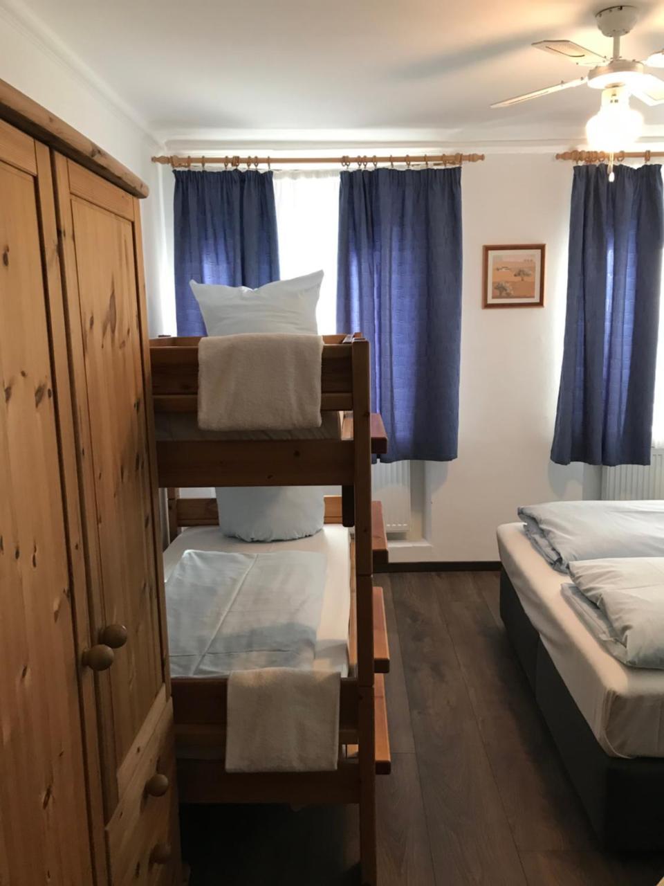 Hotel Guntia Boardinghouse Guenzburg Luaran gambar