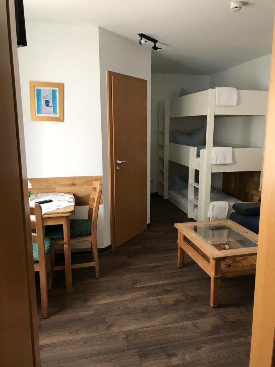 Hotel Guntia Boardinghouse Guenzburg Luaran gambar