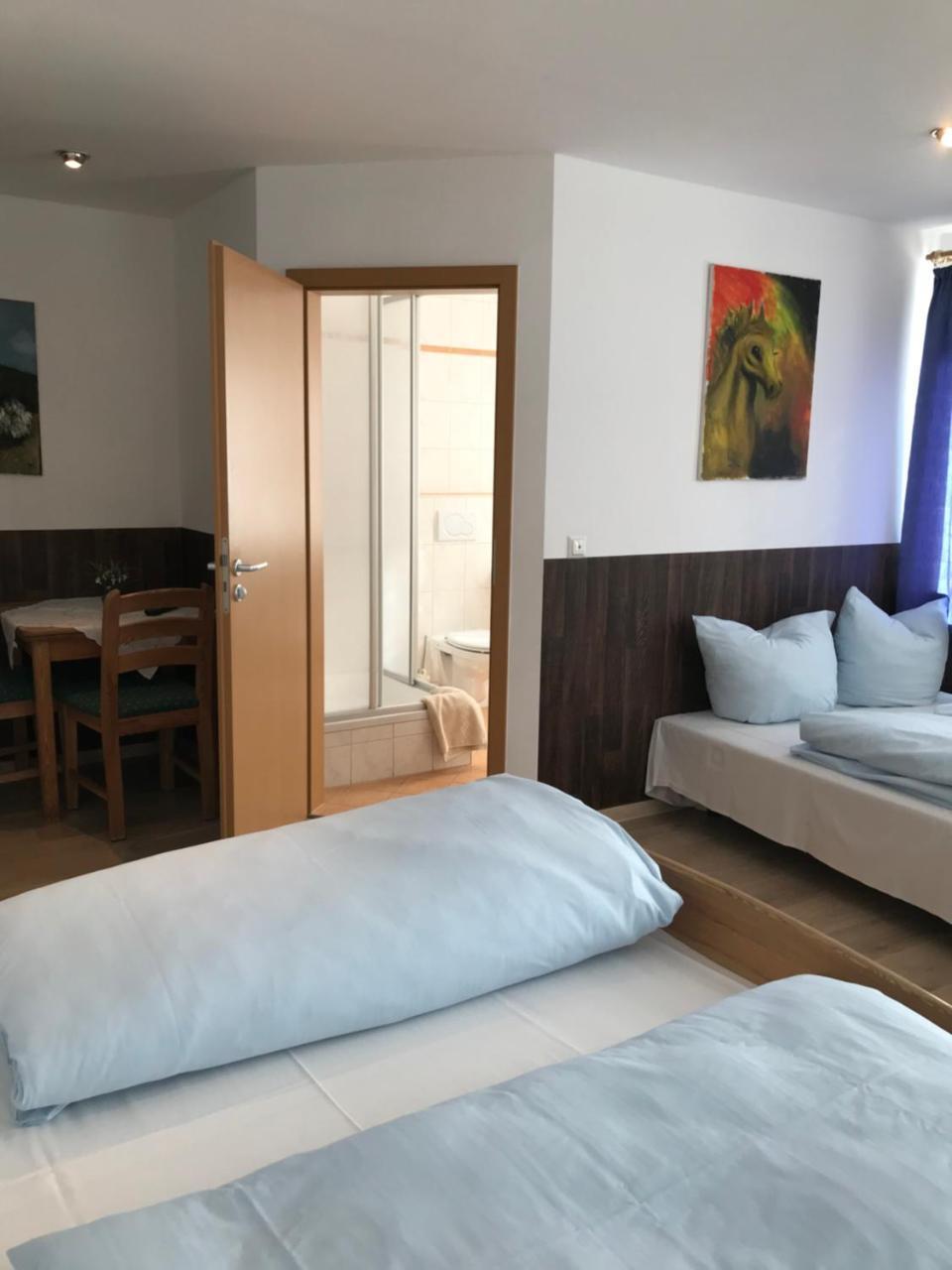 Hotel Guntia Boardinghouse Guenzburg Luaran gambar